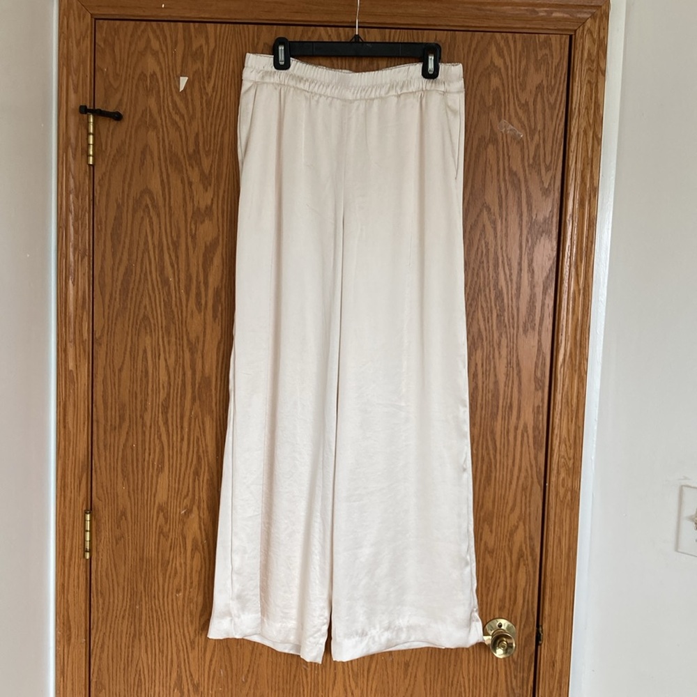 Elegant off White Wide-Leg Pants - Picture 2 of 8